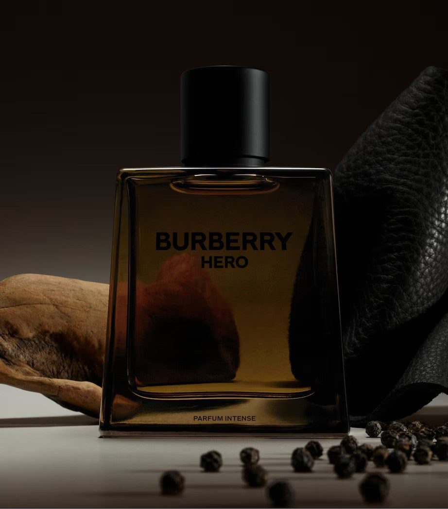 BURBERRY HERO PARFUM INTENSE SPRAY