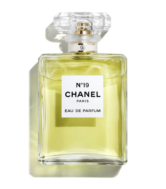 CHANEL NO 19 EAU DE PARFUM SPRAY